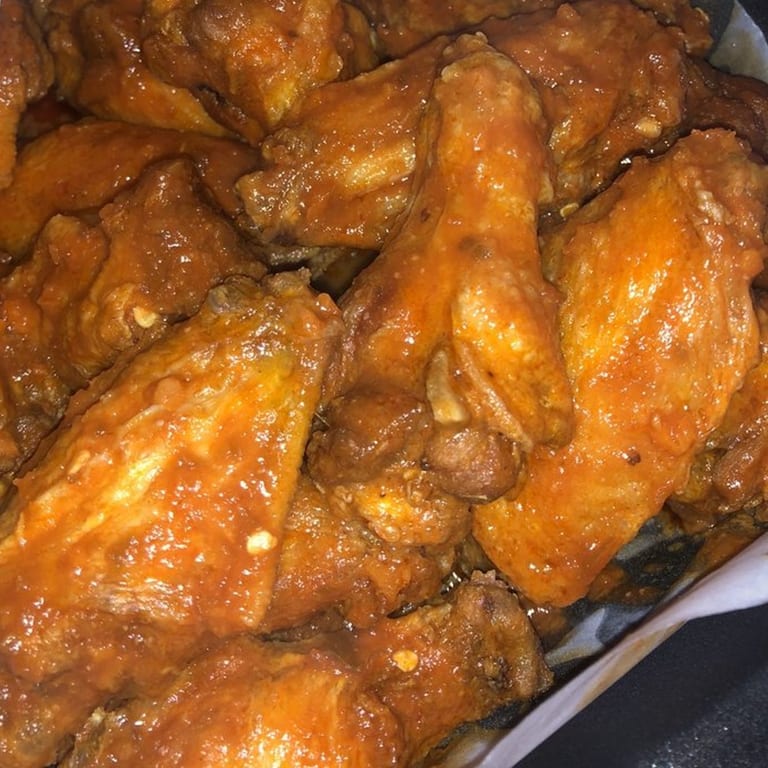Welcome to Buffalo Bill's Wings & Things