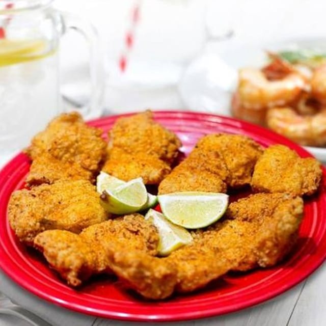 8 Pc Catfish Nuggets.